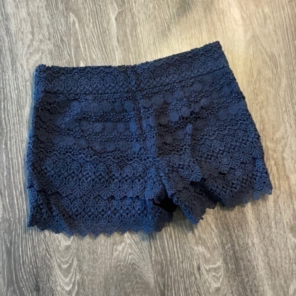 Loft Riviera Short Blue Lace​ - Picture 2 of 7